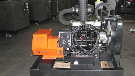 Grupo gerador de energia diesel 25 kVA — foto 3