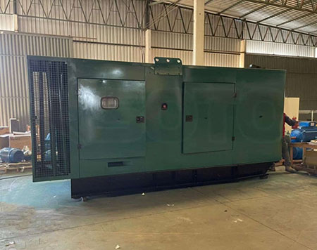 Grupo gerador de energia diesel 300 kVA — foto 2